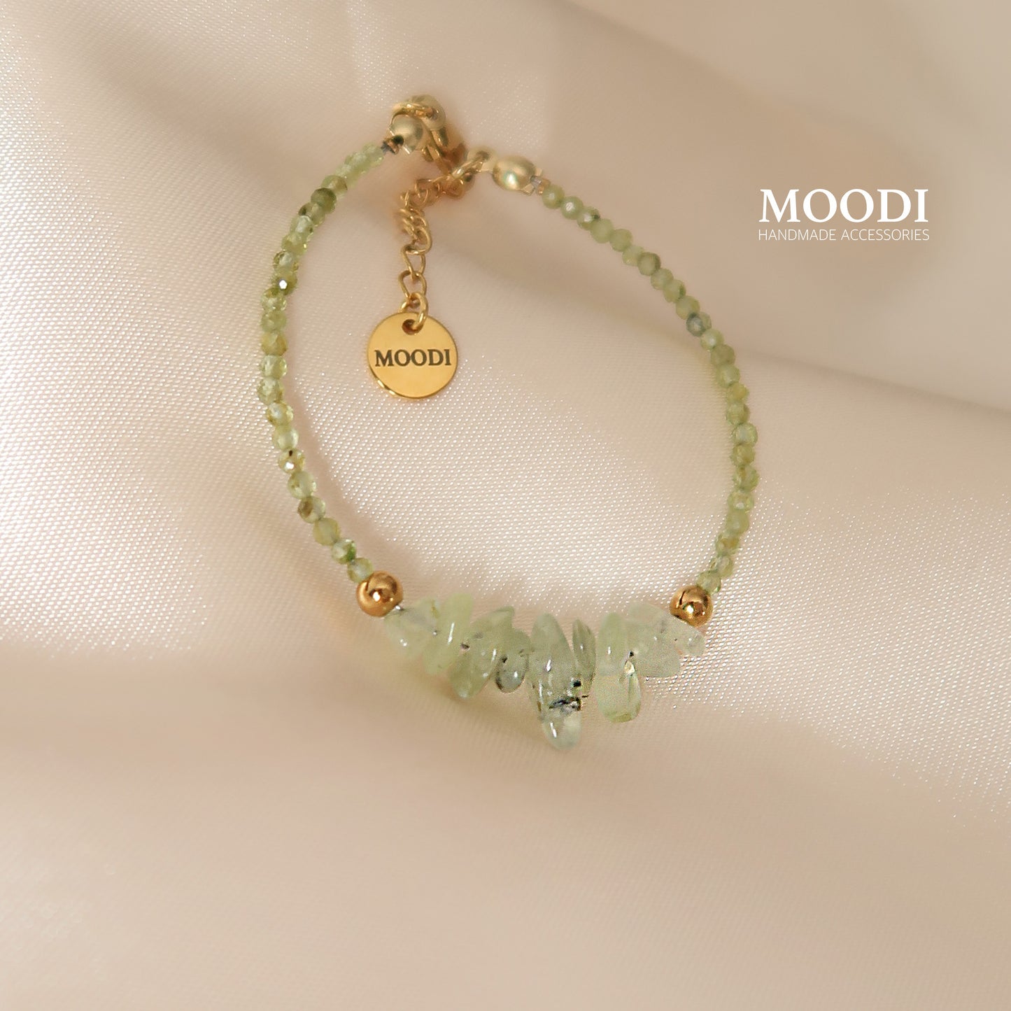 Гривна с камъни Пренит 3