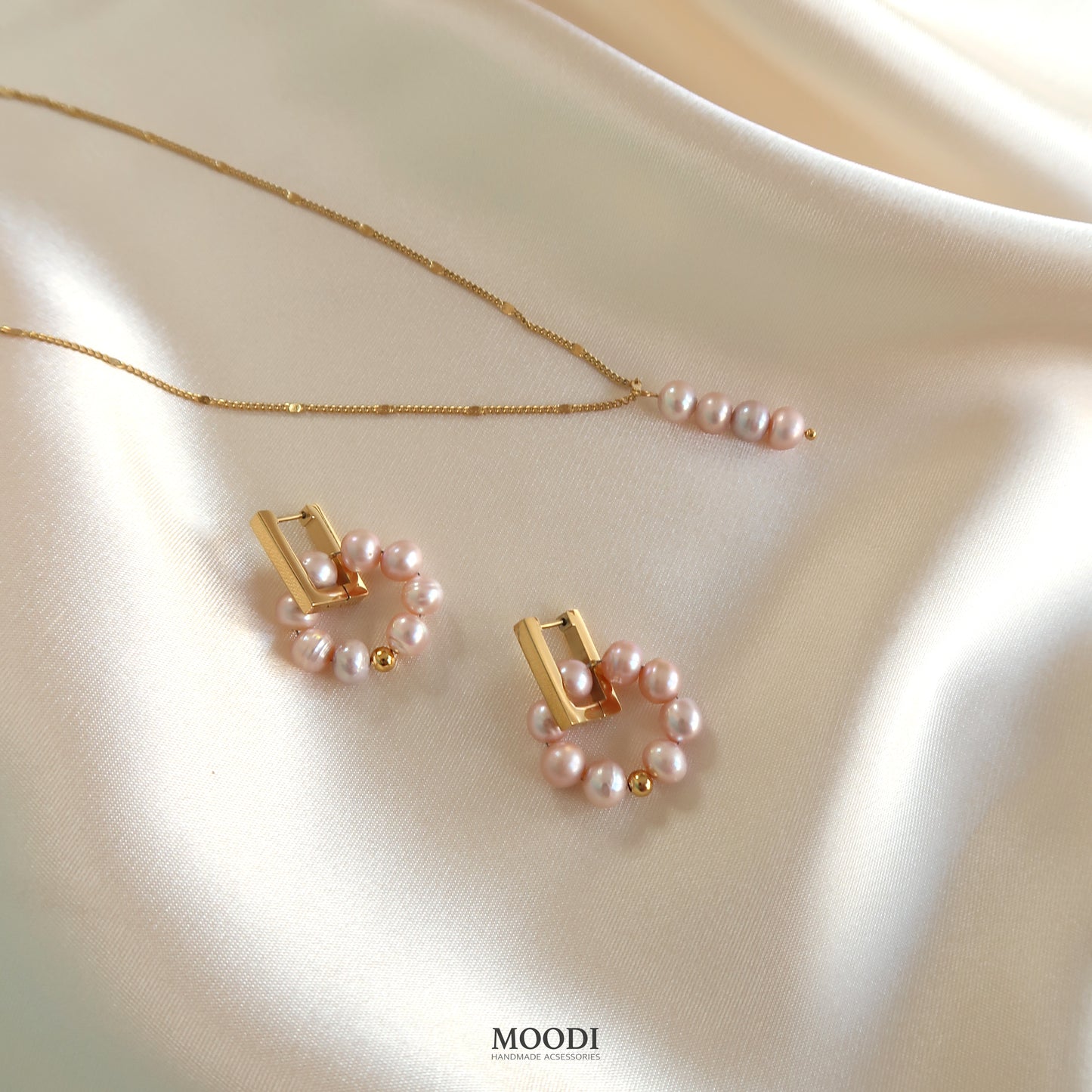 Колие Lora "My Pink love"