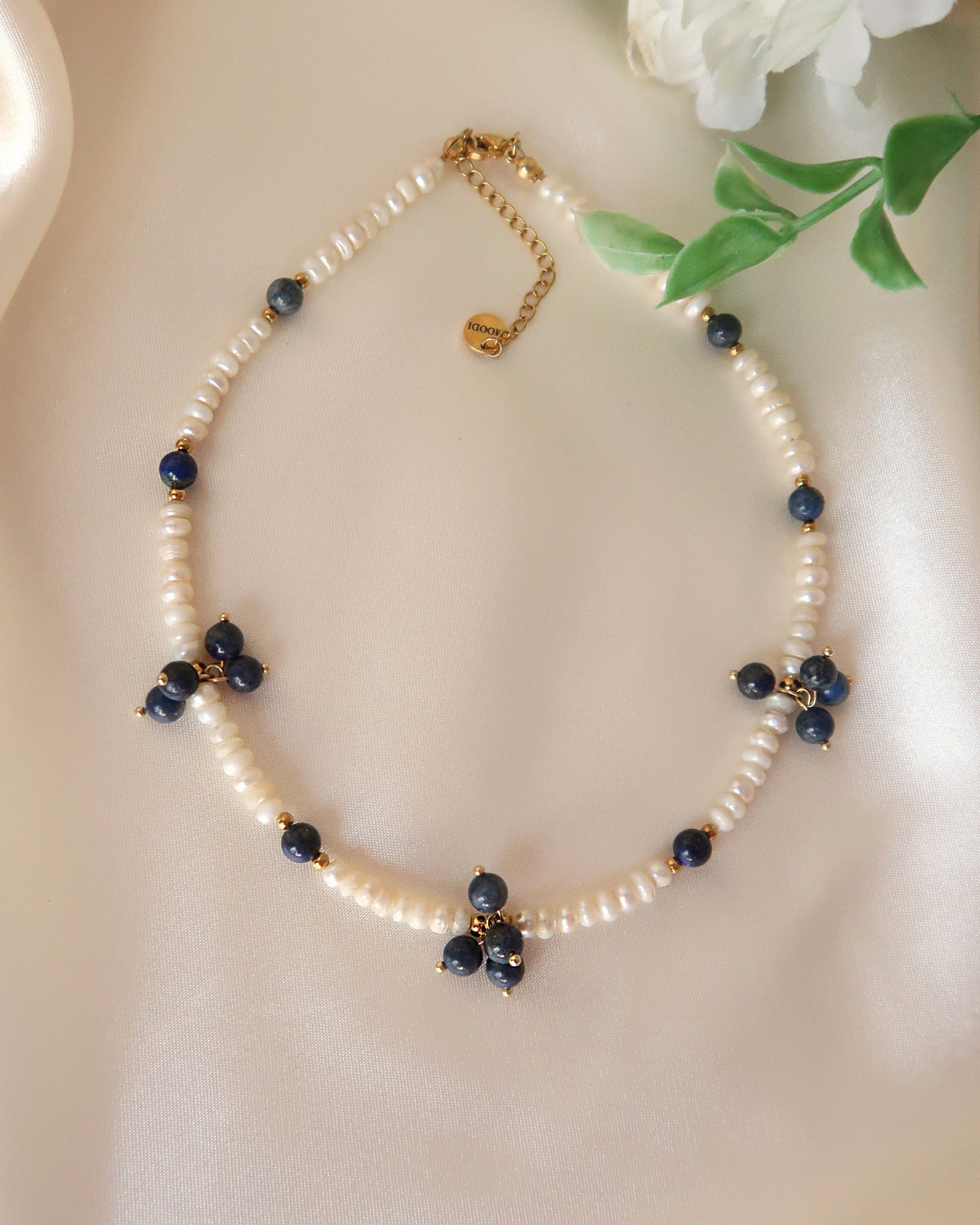Колие "Sorrento" с естествен лазурит (Lapis Lazuri) и сладководни перли 💙
