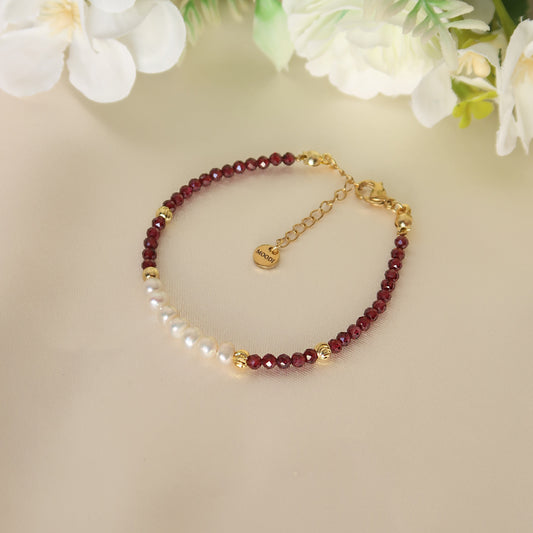 Гривна с камъни Гранат