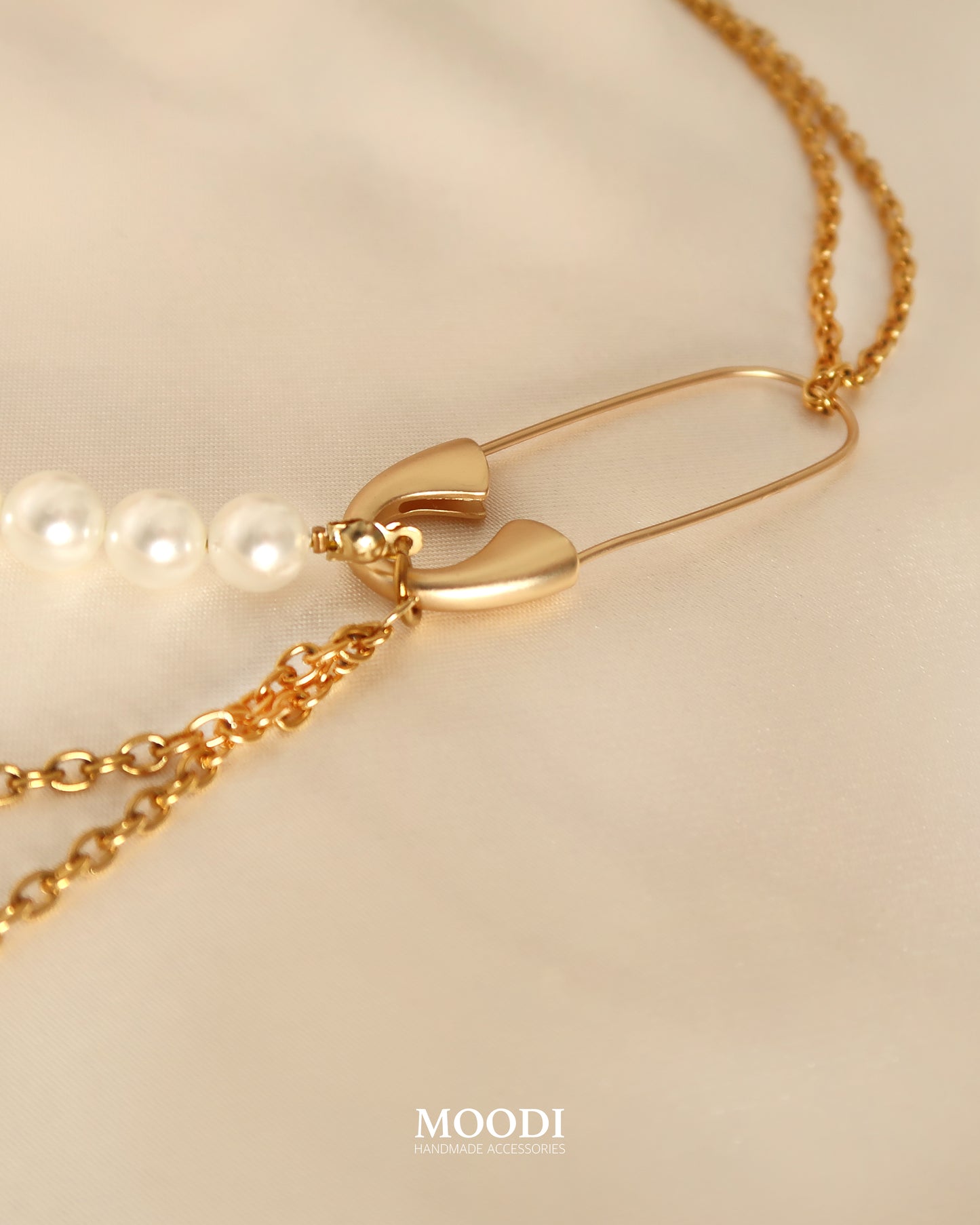 Kолие "Big Secret"