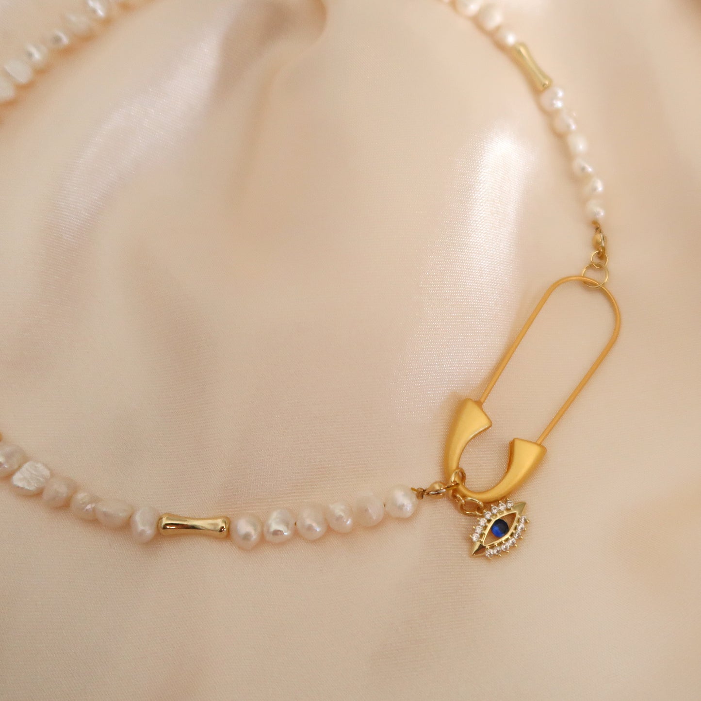 Колие "Secret Eye"2