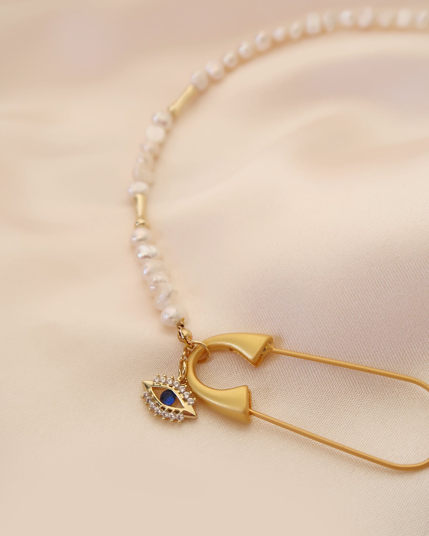 Колие "Secret Eye"2