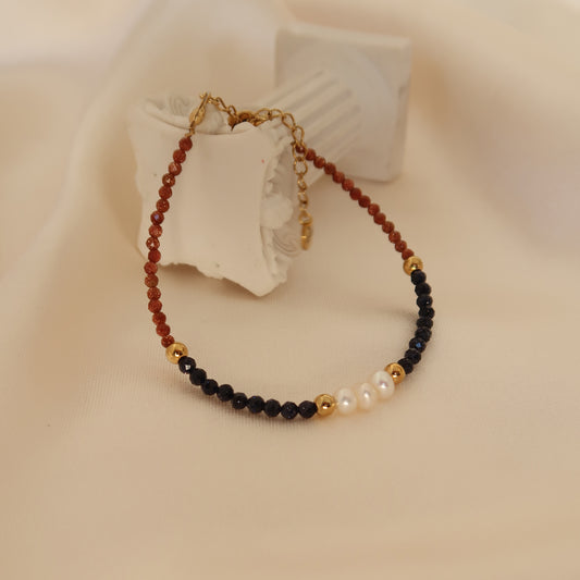 Griena Sun and Pearls