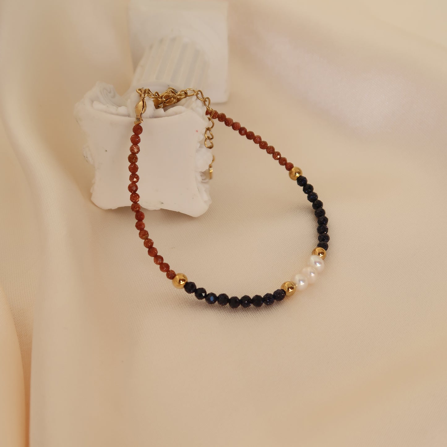 Griena Sun and Pearls