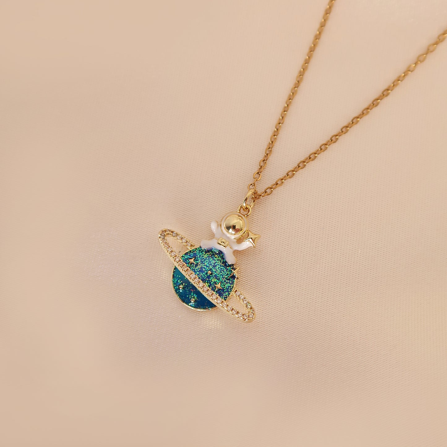 Колие "Spaceman"