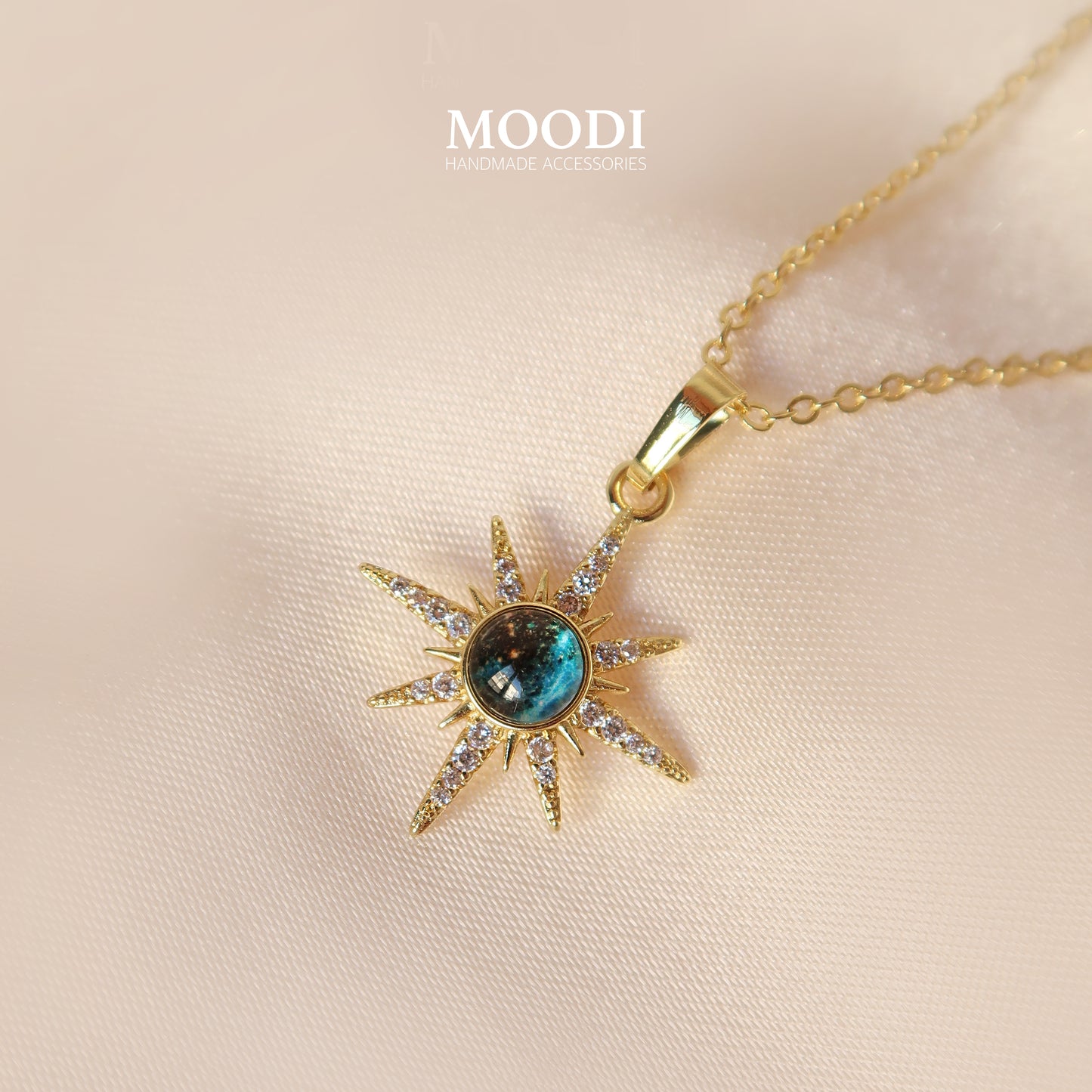 Колие Galactic "Earth star"