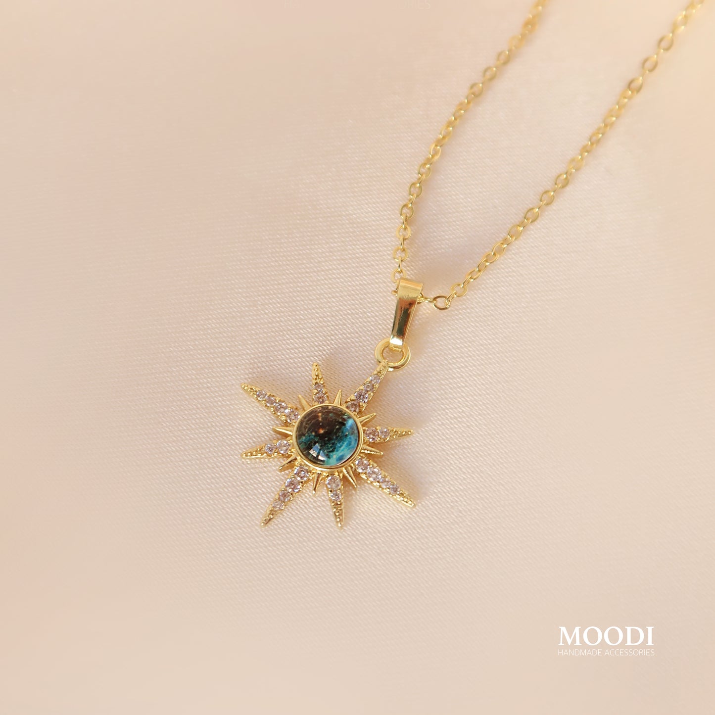 Колие Galactic "Earth star"