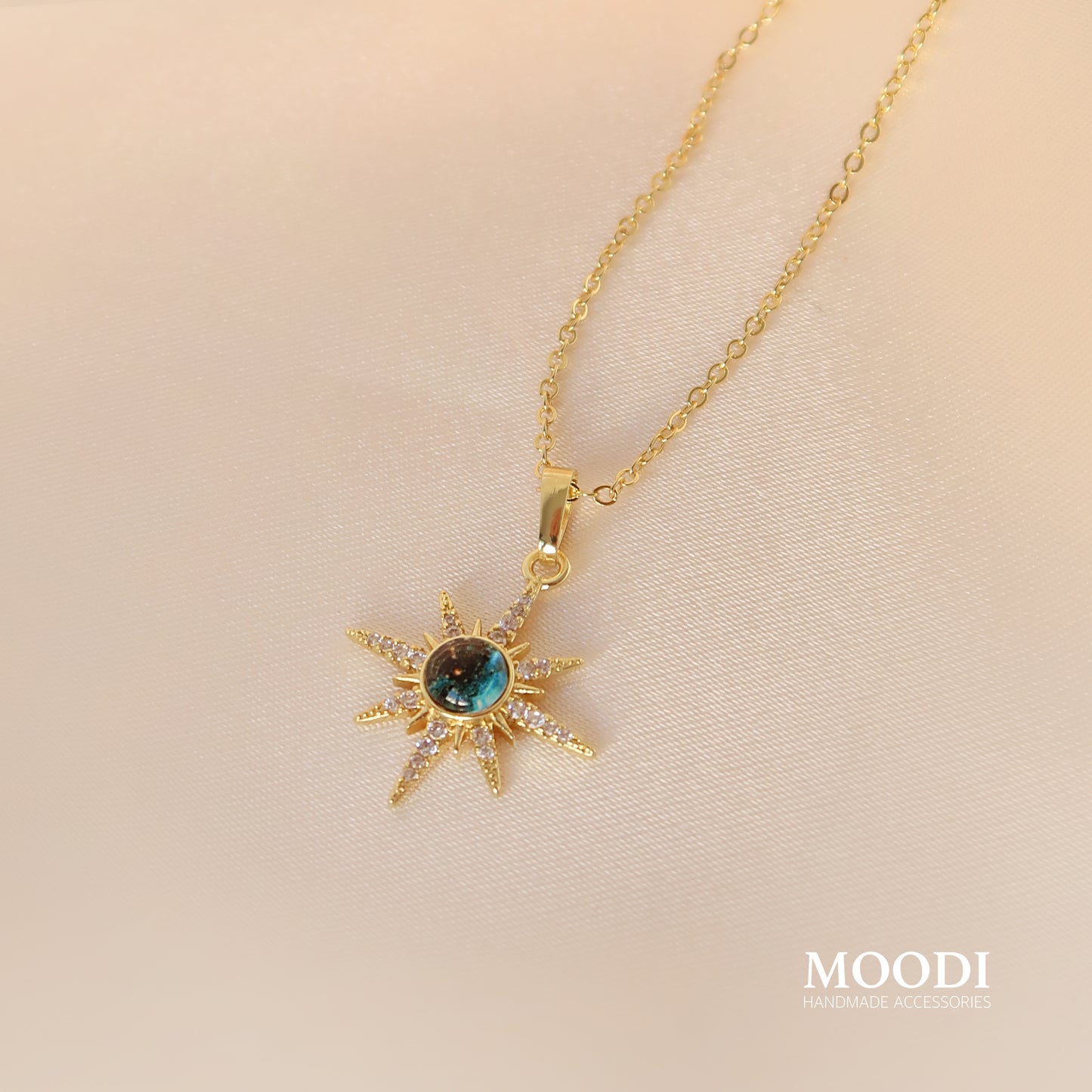 Колие Galactic "Earth star"