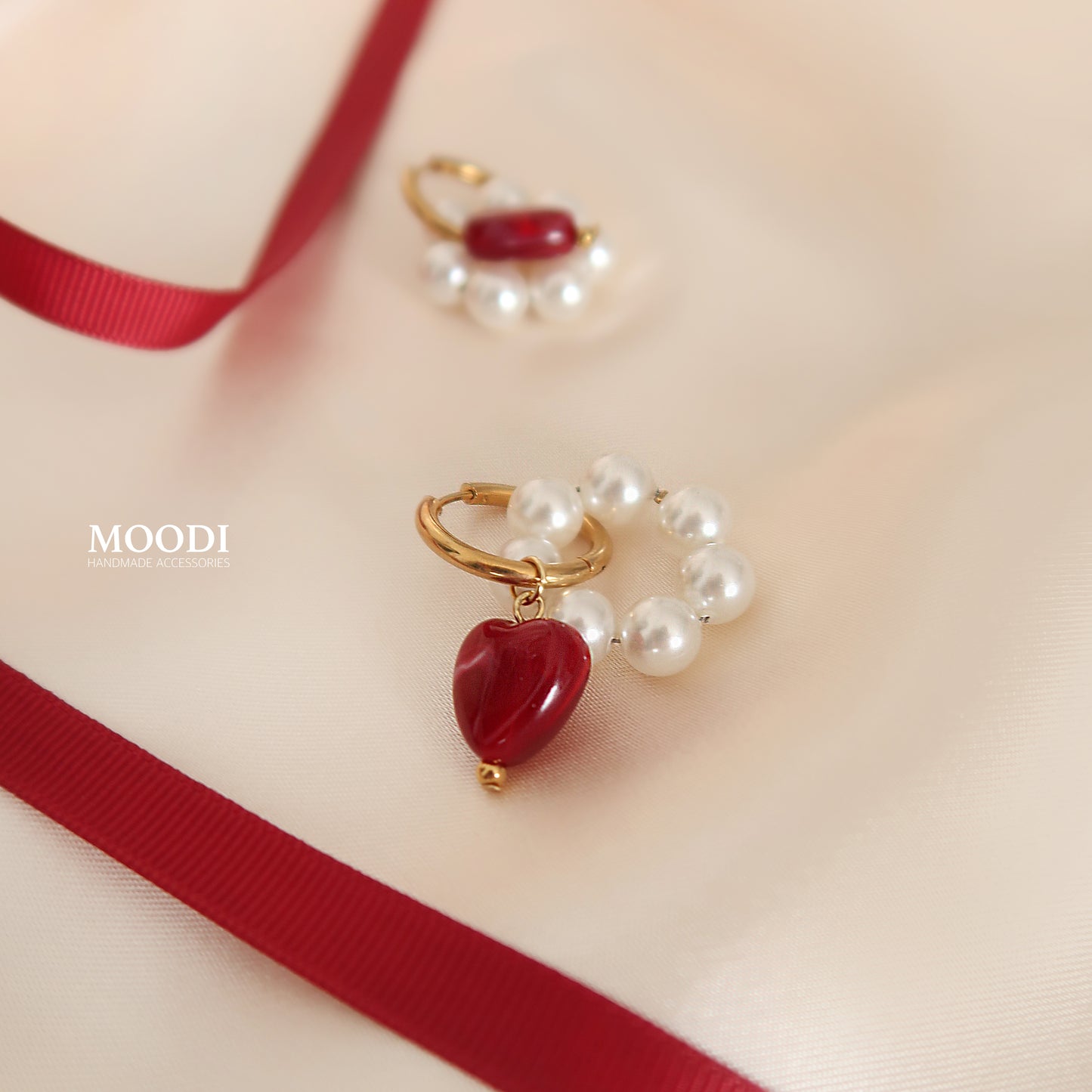 Red luxury heart earrings