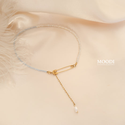 Колие "Aura" перли и закопчалка секретна игла