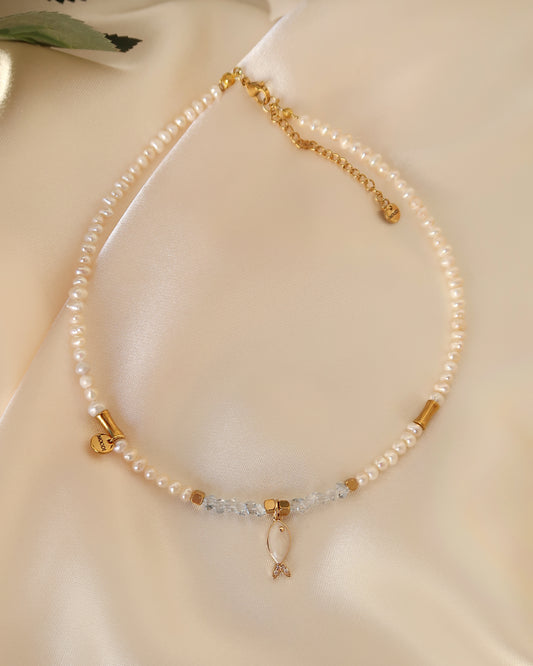Колие "Pearl fish"