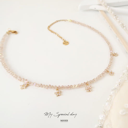 Колие около врата "Star Shine"