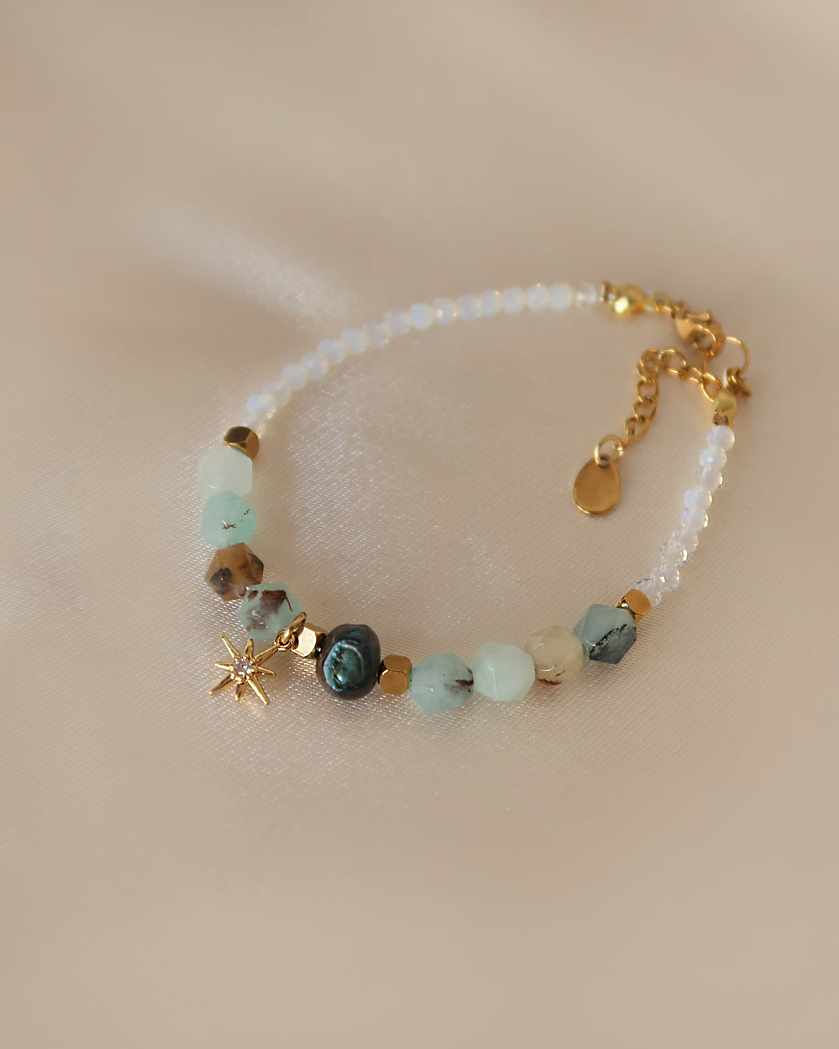 Гривна "Blue pearl and star" камъни Амазонит