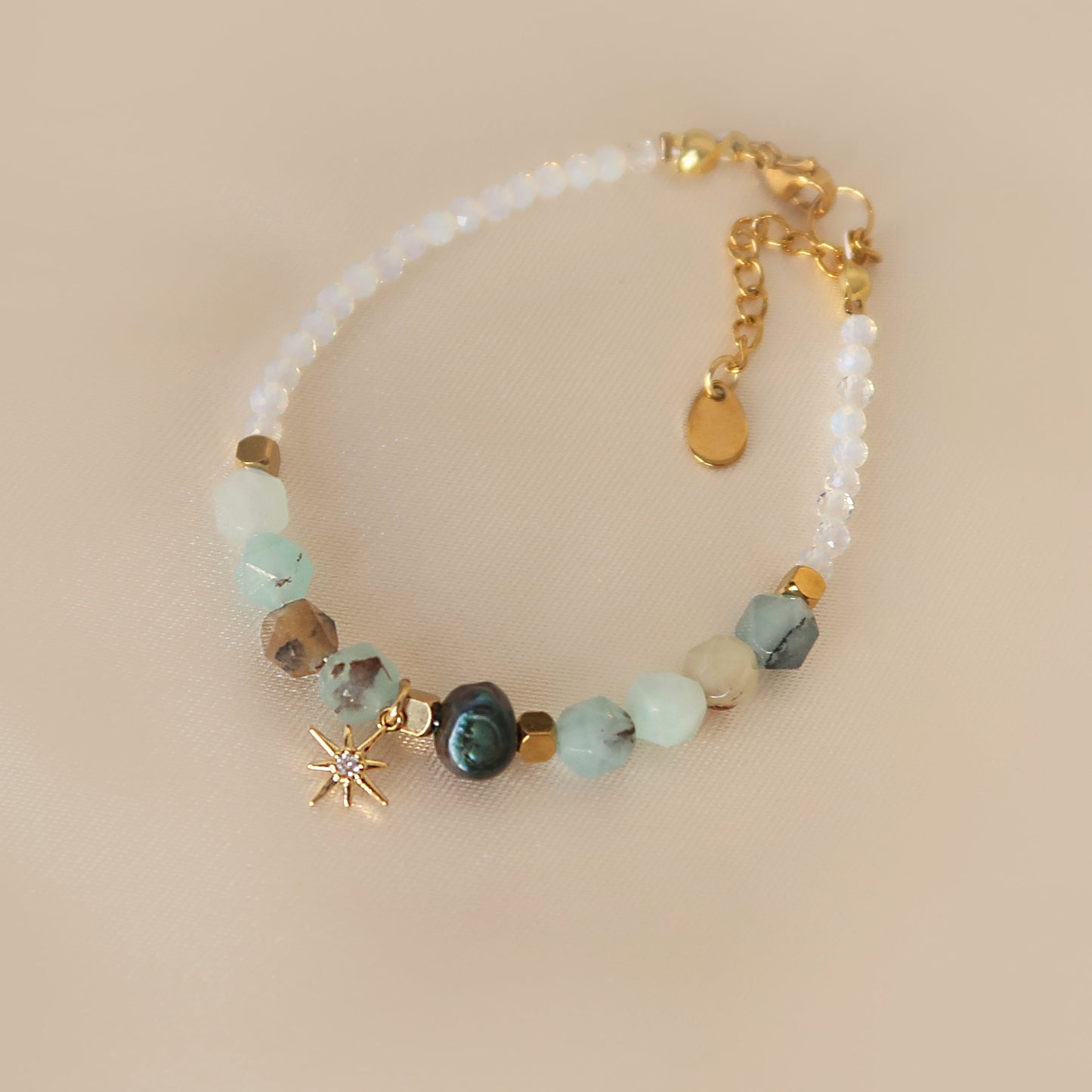 Гривна "Blue pearl and star" камъни Амазонит